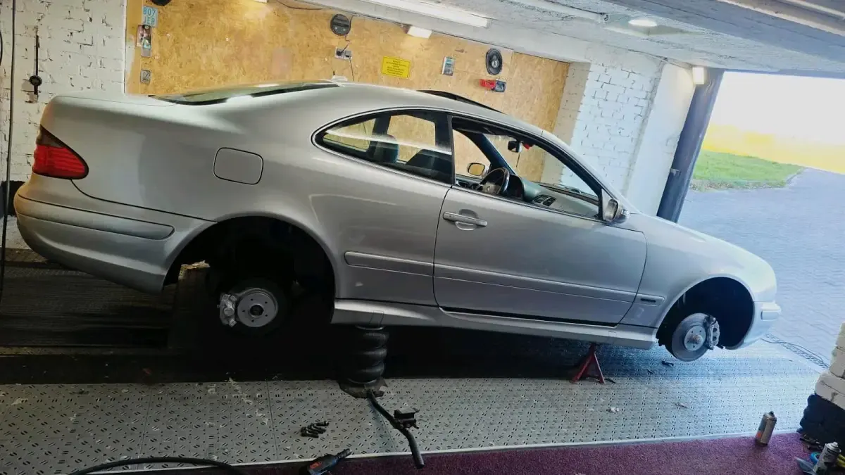 Gebraucht Mercedes CLK430 AMG 279 PS (205 kW) 2000 Silber Coupé