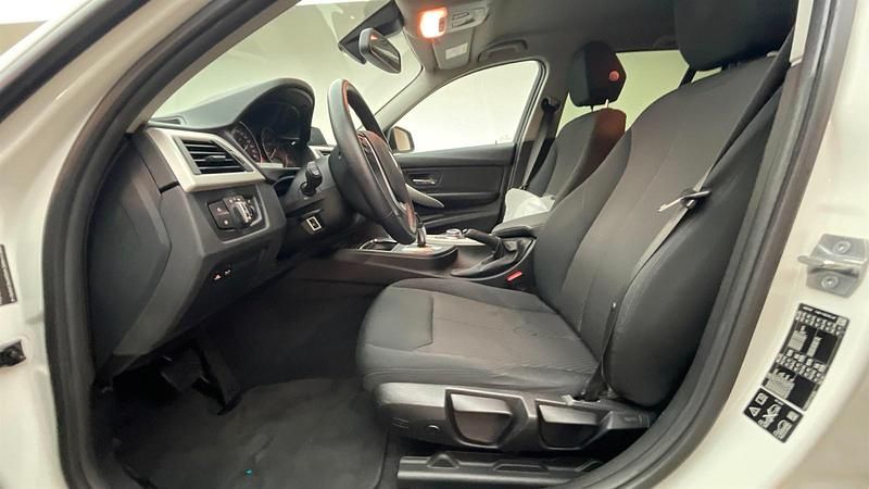 Gebraucht BMW 320 Efficient Dynamics 184 PS (135 kW) 2019 Alpinweiß uni Kombi