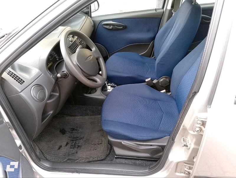 Gebraucht Fiat Punto 69 PS (50 kW) 2002 Silber Kleinwagen