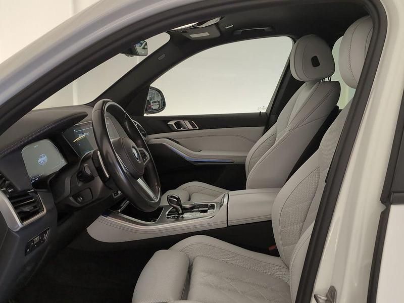 Gebraucht BMW X5 iPerformance 394 PS (289 kW) 2023 Alpinweiss uni SUV