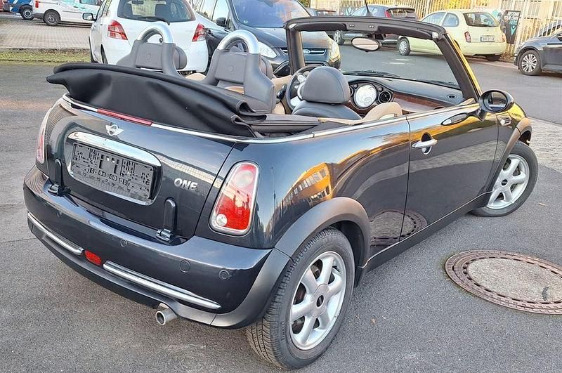 Gebraucht Mini One Cabriolet 90 PS (66 kW) 2006 Schwarz Cabrio