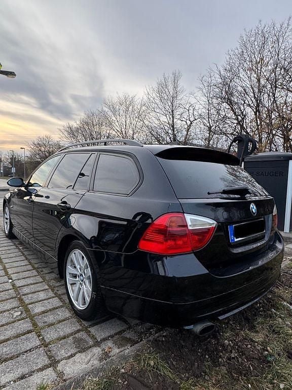 Usata BMW 320 177 CV (130 kW) 2008 Nero Station wagon