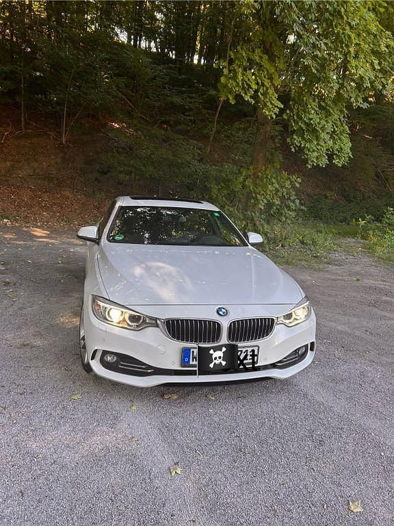 Weiß Gebraucht 2016 BMW 420 Gran Coupé Luxury Line Coupé | 17.500 € (Guter Preis) - Bild 1/4
