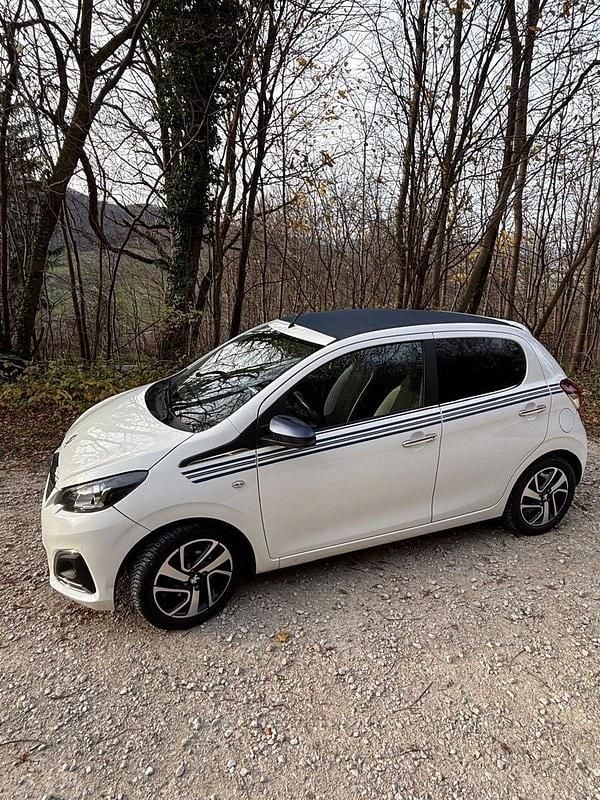 Weiß Gebraucht 2017 Peugeot 108 Kleinwagen | 8.500 € (Superpreis) - Bild 1/4