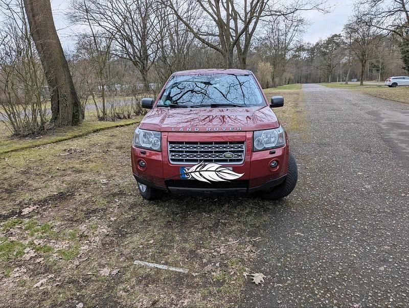 Rot Gebraucht 2008 Land Rover Freelander 2 SUV | 5.055 € (Fairer Preis) - Bild 1/4