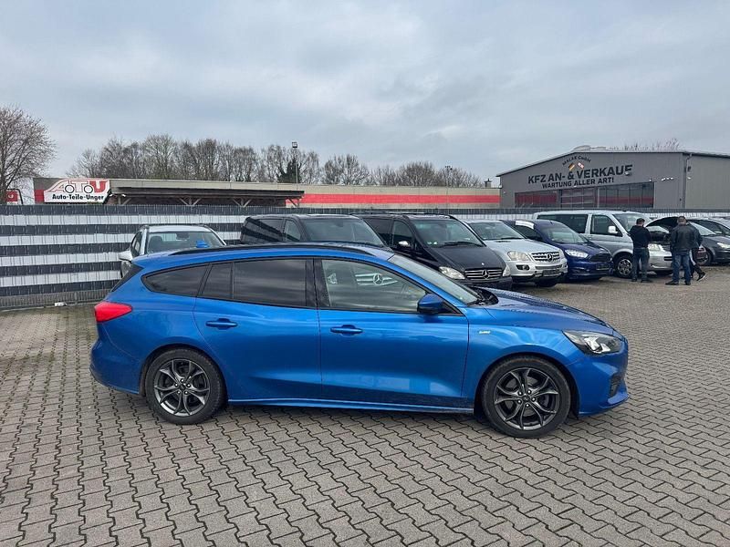 Gebraucht Ford Focus ST-Line 120 PS (88 kW) 2019 Blau Kombi