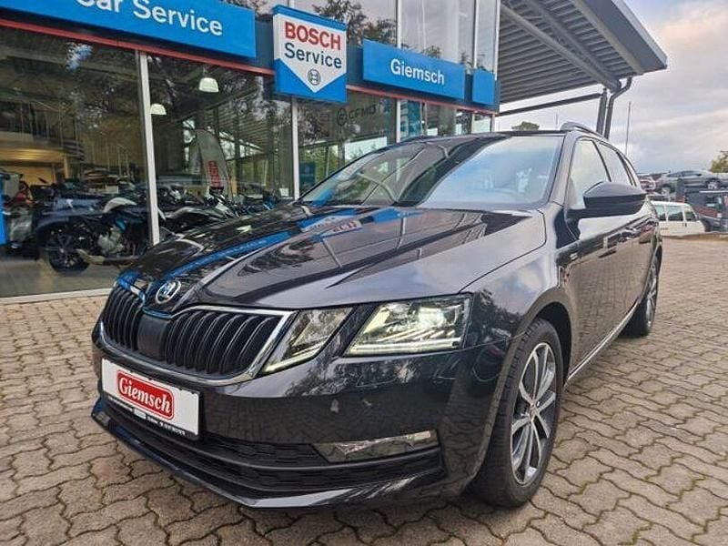 Schwarz Gebraucht 2020 Skoda Octavia Soleil Kombi | 20.290 € (Guter Preis) - Bild 1/4