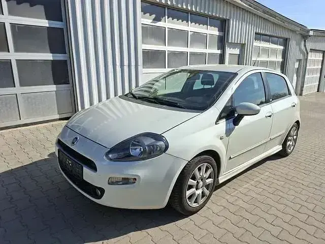 Gebraucht Fiat Punto Sport 78 PS (57 kW) 2012 Colore esterno (bianco divino) Kleinwagen