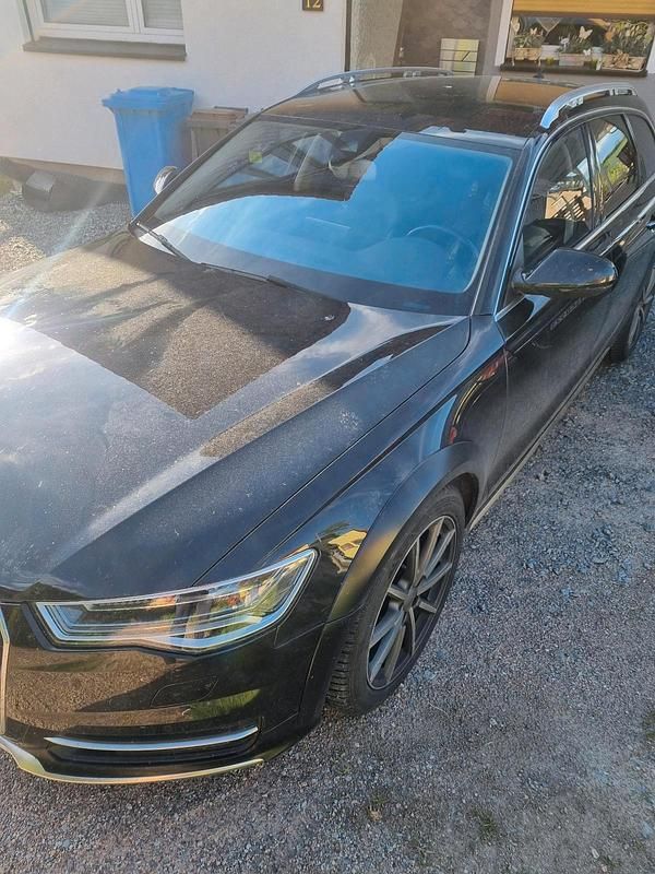 Schwarz Gebraucht 2018 Audi A6 Allroad Kombi | 26.000 € (Fairer Preis) - Bild 1/4