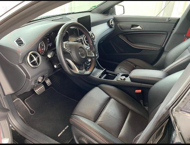 Gebraucht Mercedes CLA220 AMG line 177 PS (130 kW) 2016 Schwarz Limousine