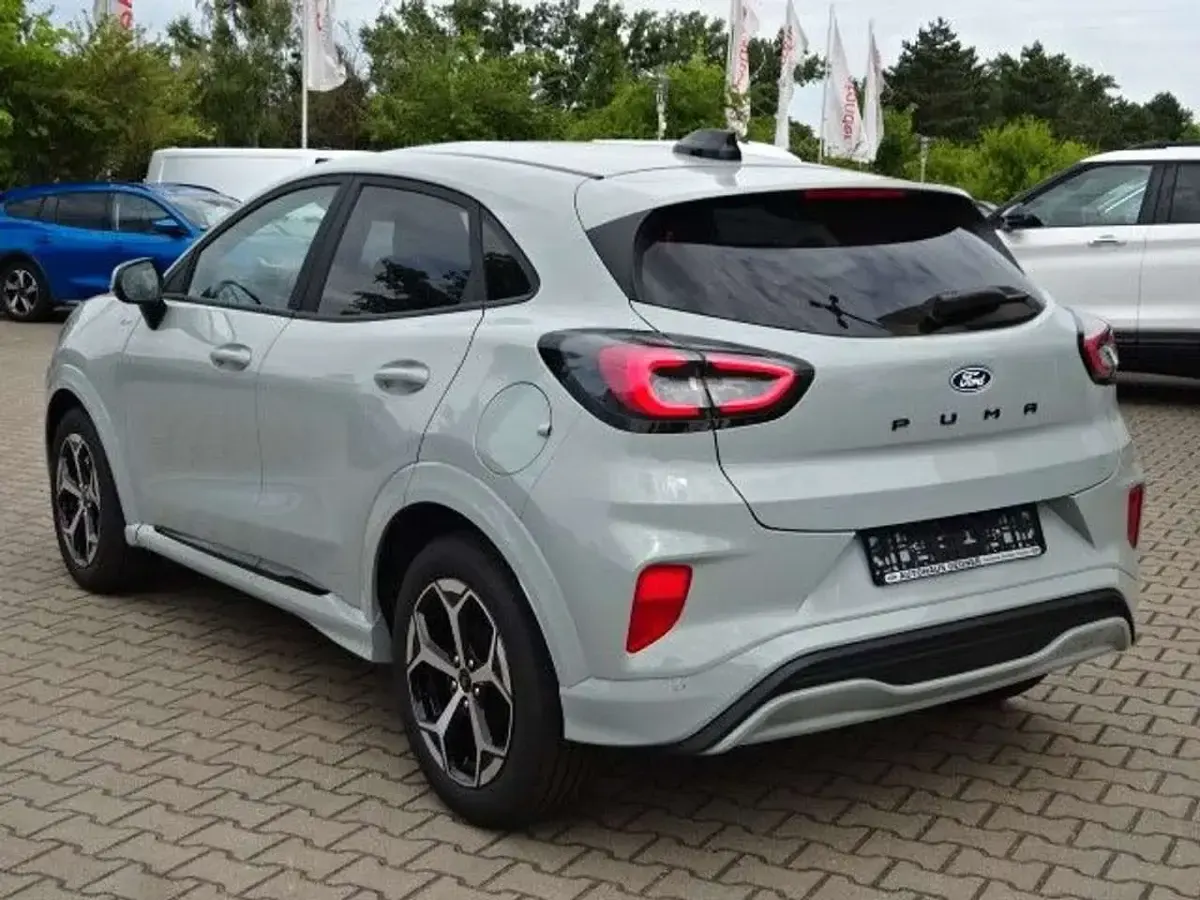 Neu Ford Puma ST-Line 125 PS (91 kW) 2025 Cactus grey SUV