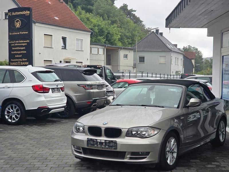Silber Gebraucht 2010 BMW 118 Cabriolet Advantage Cabrio | 9.450 € (Fairer Preis) - Bild 1/4