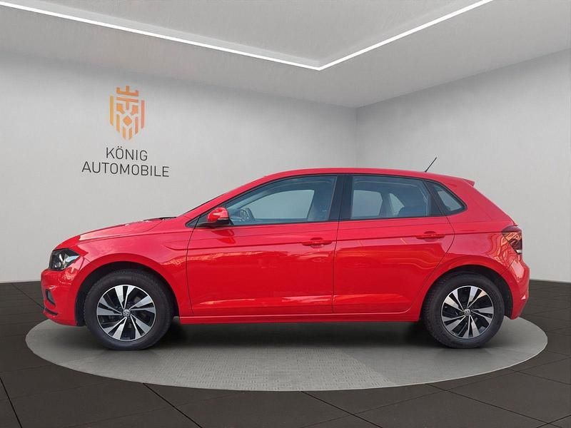 Gebraucht VW Polo Comfortline 75 PS (55 kW) 2017 Rot Kleinwagen