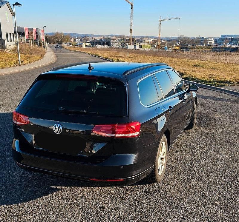 Gebraucht VW Passat 150 PS (110 kW) 2016 Schwarz Kombi