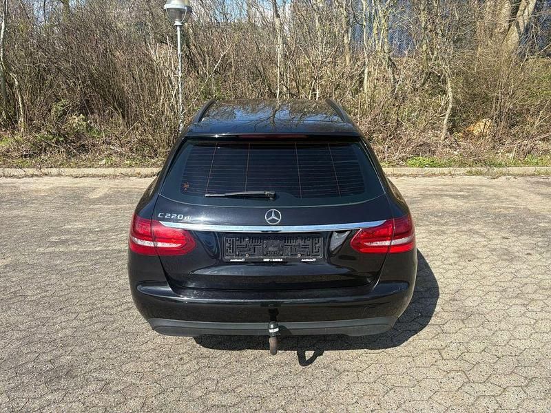 Gebraucht Mercedes C220 170 PS (125 kW) 2017 Schwarz Limousine