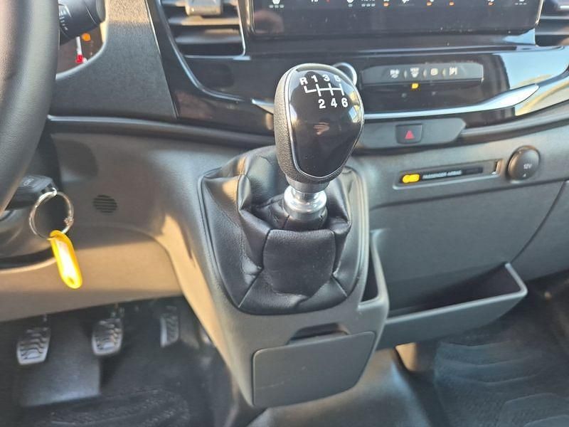 Gebraucht Ford Transit Trend 131 PS (96 kW) 2025 Weiß Limousine