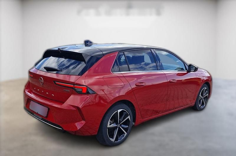 Gebraucht Opel Astra Business Elegance 179 PS (131 kW) 2022 Rot metallic