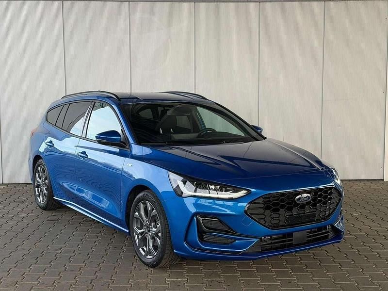 Neu Ford Focus ST-Line X 155 PS (114 kW) 2025 Blau Limousine