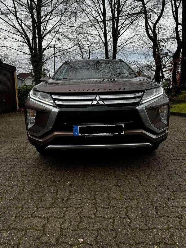 Gebraucht Mitsubishi Eclipse Cross Diamant Edition 163 PS (119 kW) 2020 SUV