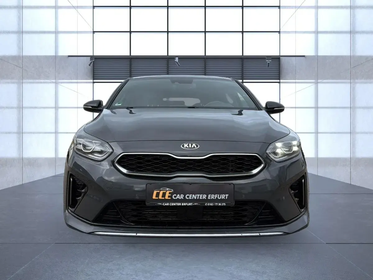 Gebraucht Kia ProCeed GT 140 PS (102 kW) 2019 Dark penta Kombi