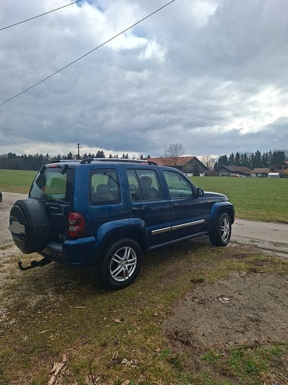 Gebraucht Jeep Cherokee Limited 204 PS (150 kW) 2006 Blau SUV