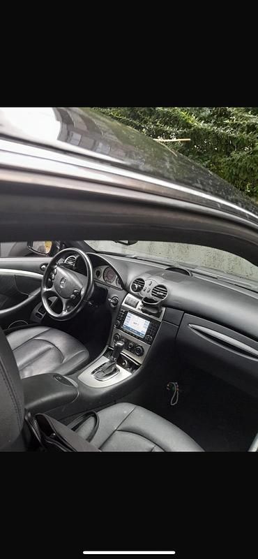 Schwarz Gebraucht 2008 Mercedes CLK200 Avantgarde Coupé | 6.200 € (Fairer Preis) - Bild 1/3