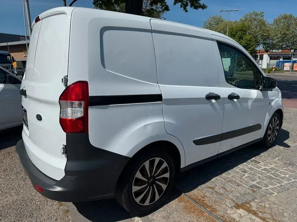 Gebraucht Ford Transit Trend 75 PS (55 kW) 2019 Weiß Van / Kleinbus