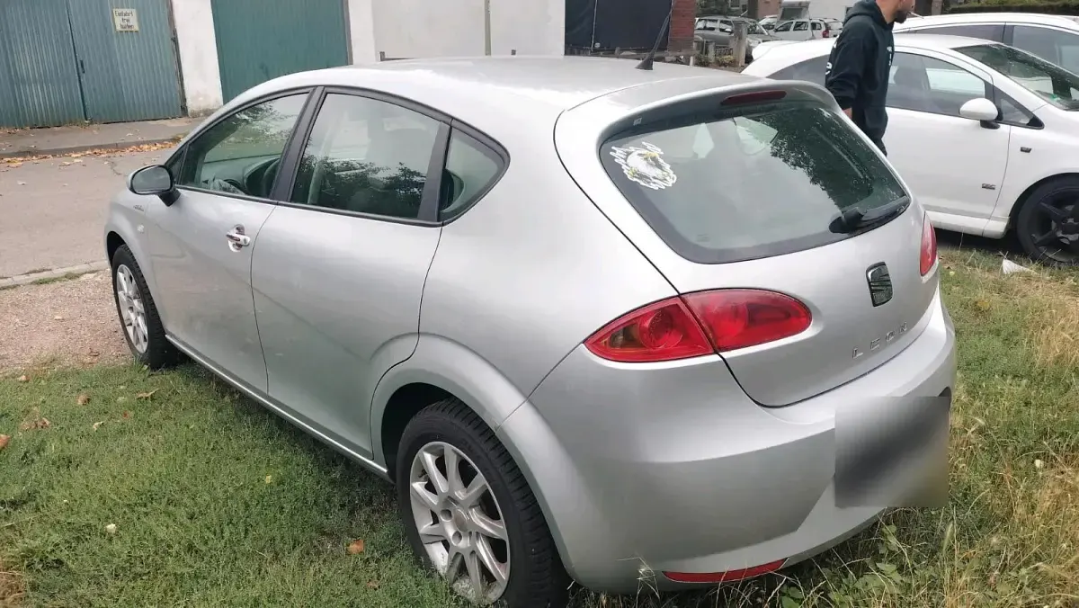 Gebraucht Seat Leon 101 PS (74 kW) 2006 Silber Kleinwagen
