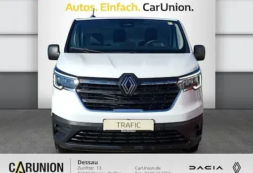 Neu Renault Trafic Komfort 131 PS (96 kW) 2026 Arktisweiß Van / Kleinbus