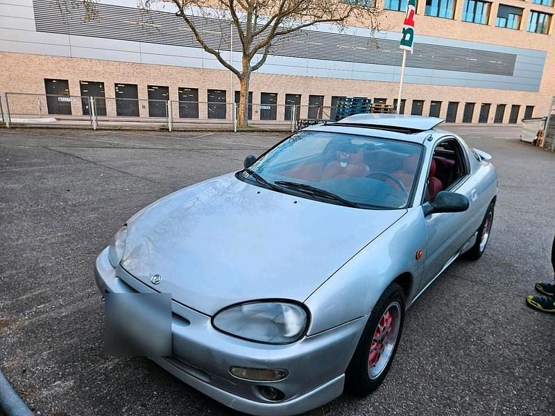 Second-hand Mazda MX3 129 CP (94 kW) 1997 Argintiu Coupe