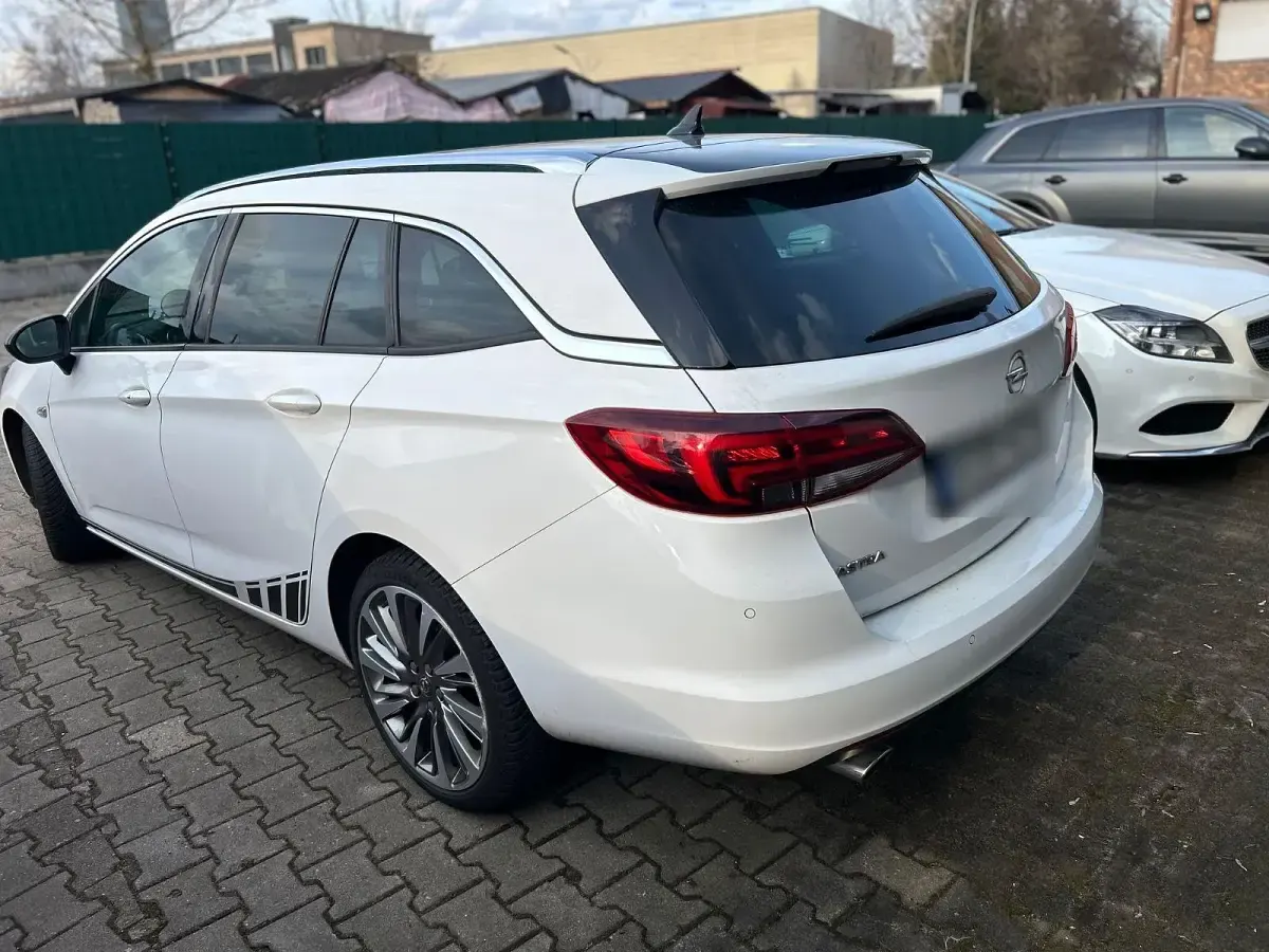 Second-hand Opel Astra 150 CP (110 kW) 2019 Alb Break