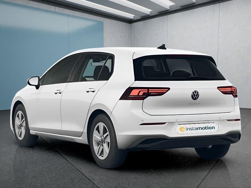 Gebraucht VW Golf VIII 150 PS (110 kW) 2025 Weiß Kleinwagen