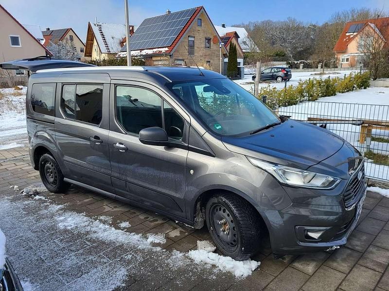 Gebraucht Ford Tourneo Trend 101 PS (74 kW) 2019 Kombi