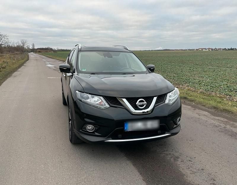 Schwarz Gebraucht 2017 Nissan X-Trail SUV | 14.500 € (Fairer Preis) - Bild 1/4