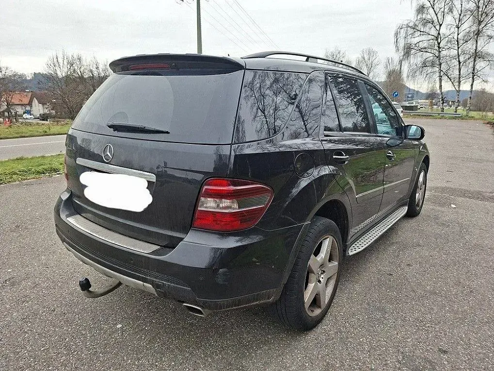 Gebraucht Mercedes ML420 AMG 306 PS (225 kW) 2007 Schwarz SUV