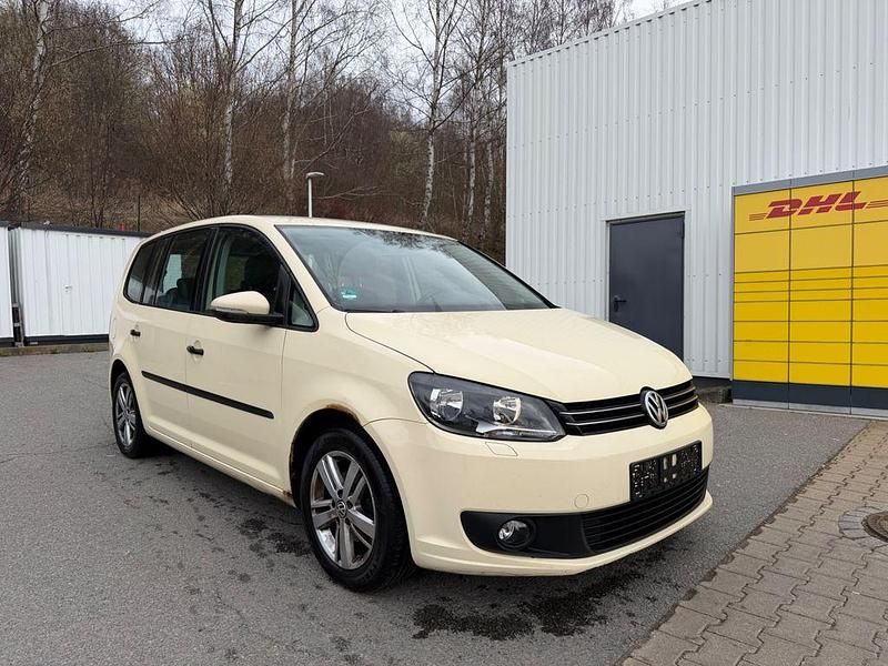 Gebraucht VW Touran 110 PS (80 kW) 2014 Gelb Van / Kleinbus