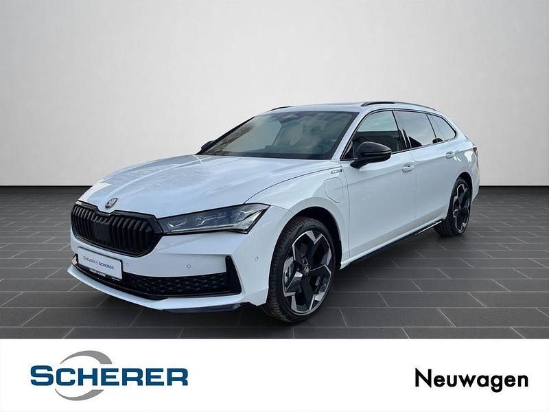 Neu Skoda Superb SportLine 204 PS (150 kW) 2026 Weiß Kombi