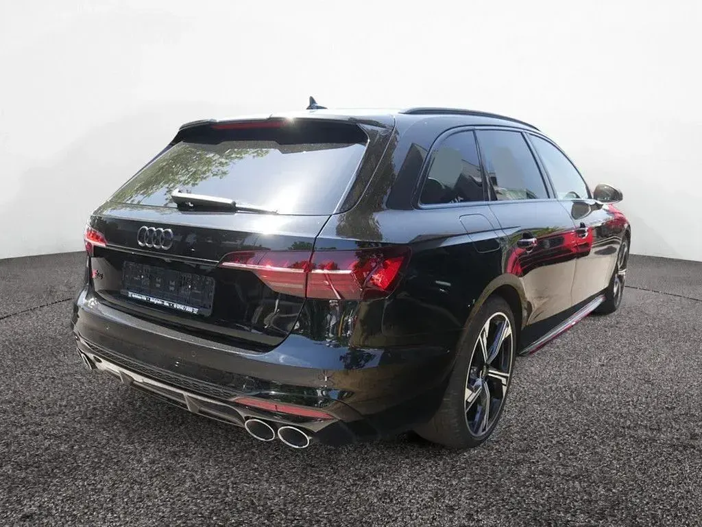 Gebraucht Audi S4 Competition 341 PS (250 kW) 2024 Schwarz Kombi