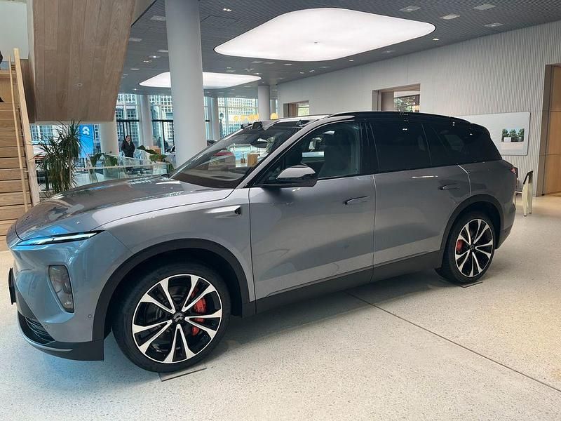 Gebraucht Nio EL8 480 kW (653 PS) 2024 Silber SUV