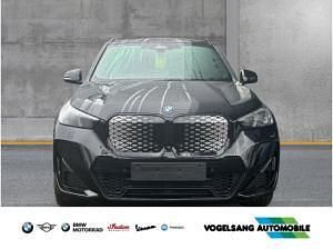 Gebraucht BMW iX1 230 kW (313 PS) 2025 Schwarz (black sapphire metallic) SUV