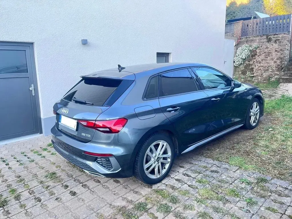 Gebraucht Audi A3 S-Line 150 PS (110 kW) 2020 Grau Limousine