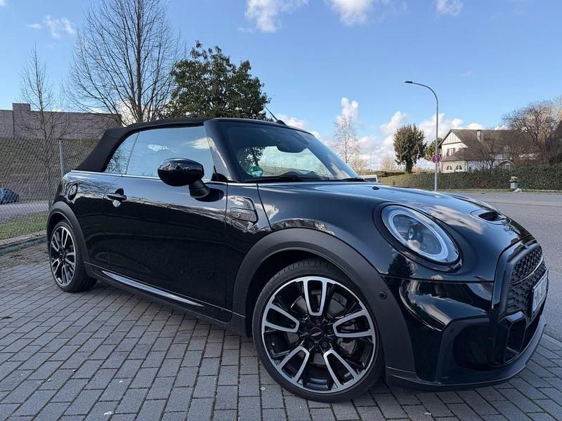 Gebraucht Mini Cooper S Cabriolet 178 PS (130 kW) 2024 Schwarz Cabrio