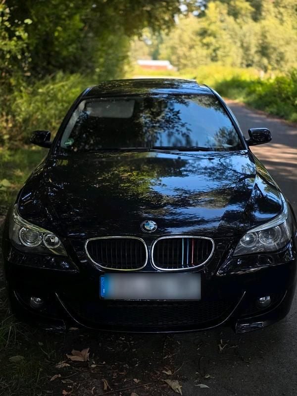 Andere farben Gebraucht 2005 BMW 525 Limousine | 2.500 € (Superpreis) - Bild 1/4
