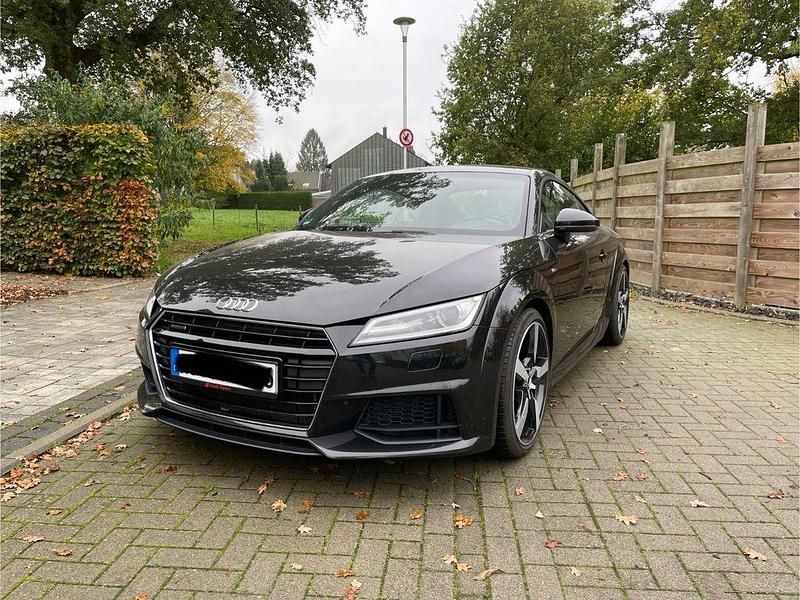 Schwarz Gebraucht 2015 Audi TT Ambiente Coupé | 21.300 € (Fairer Preis) - Bild 1/4