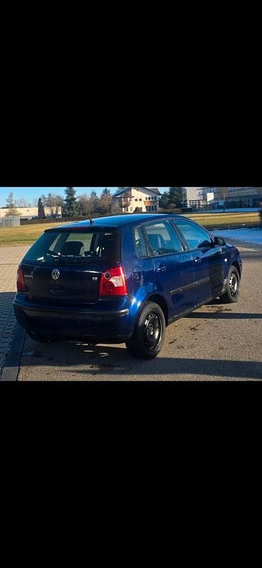 Gebraucht VW Polo 64 PS (47 kW) 2003 Blau Kleinwagen