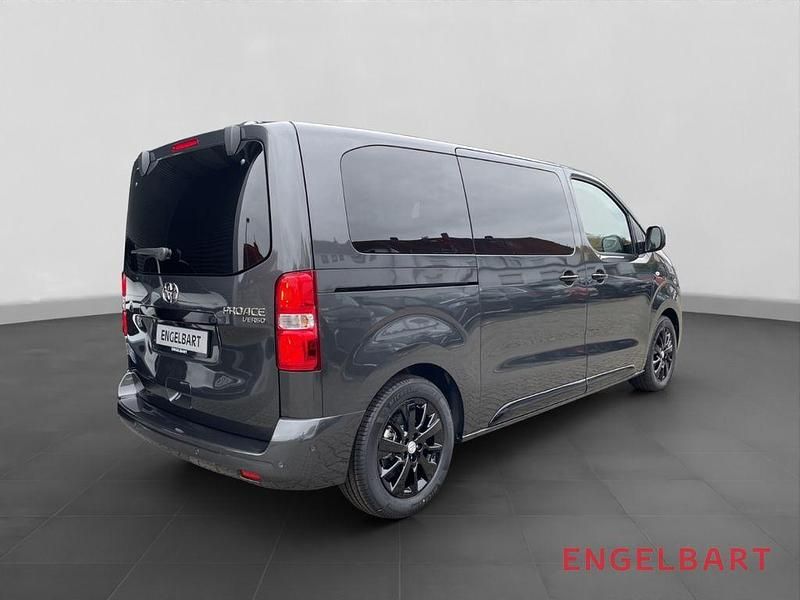 Gebraucht Toyota Proace Verso Lounge 177 PS (130 kW) 2025 Grau Kombi