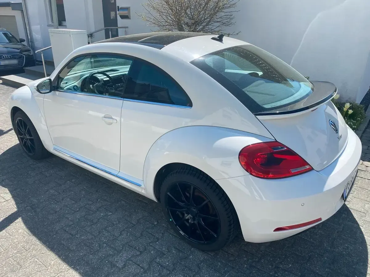 Gebraucht VW Beetle 160 PS (117 kW) 2012 Weiß Kleinwagen