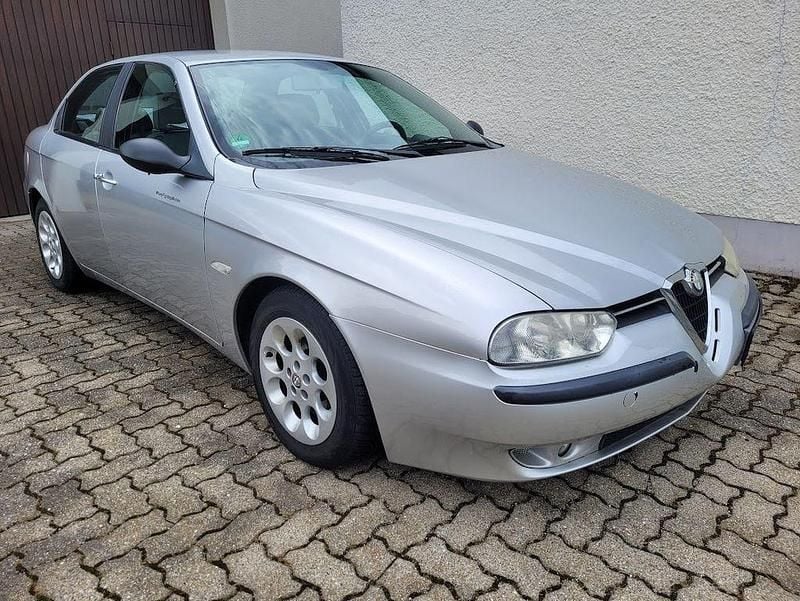 Silber Gebraucht 2001 Alfa Romeo 156 Limousine | 1.290 € - Bild 1/4