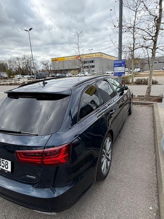 Second-hand Audi A6 Sport 272 CP (200 kW) 2018 Albastru Berlinǎ