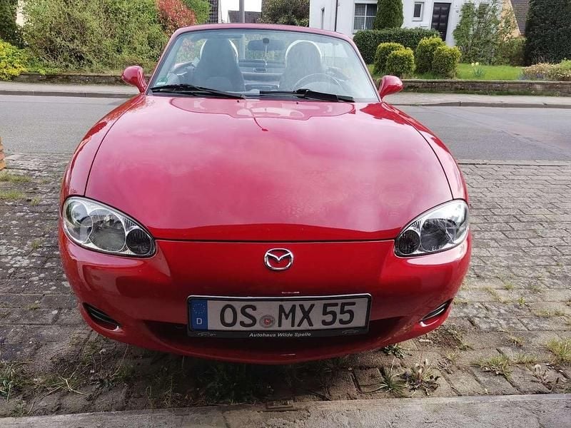 Second-hand Mazda MX5 110 CP (80 kW) 2002 Roșu Cabrio